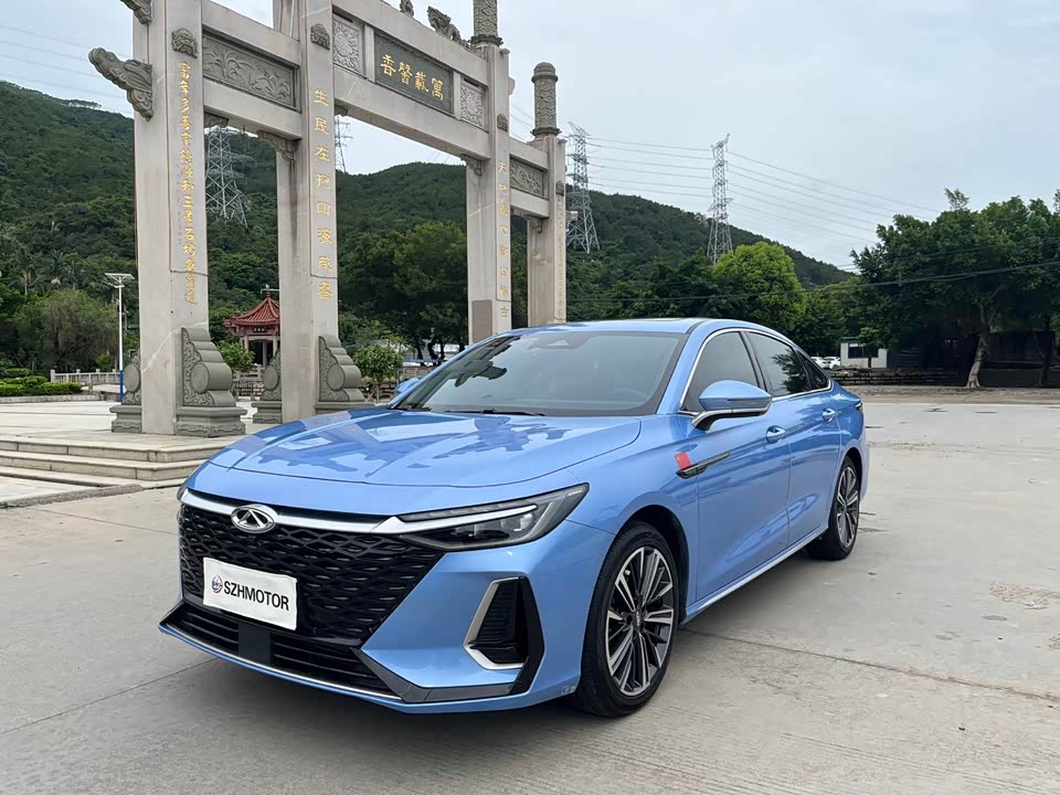 Chery Arrizo 8