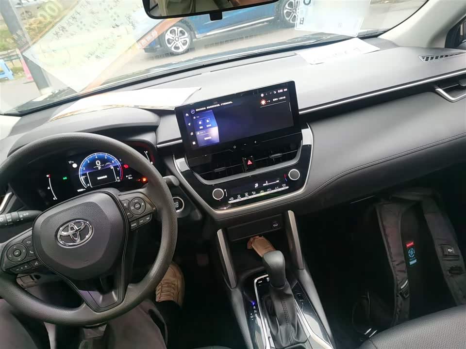 Toyota Corolla Sharp amplifier