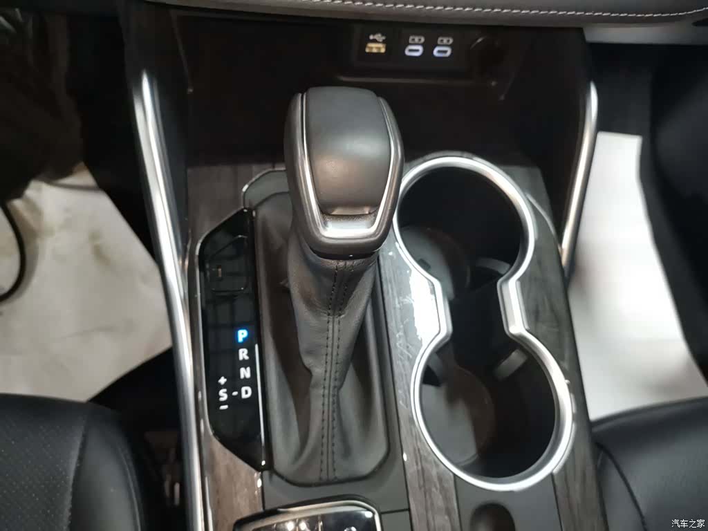 Toyota Highlander, 2025 10