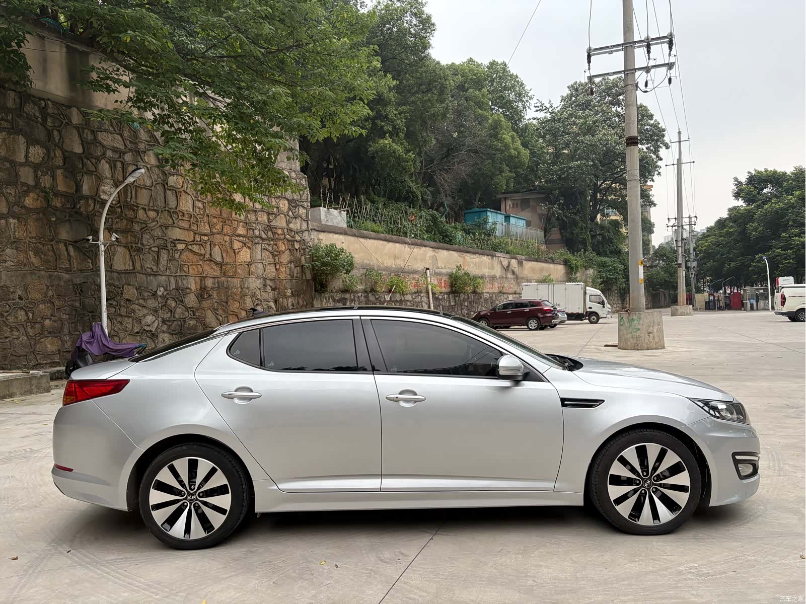 Kia K5, 2012 6