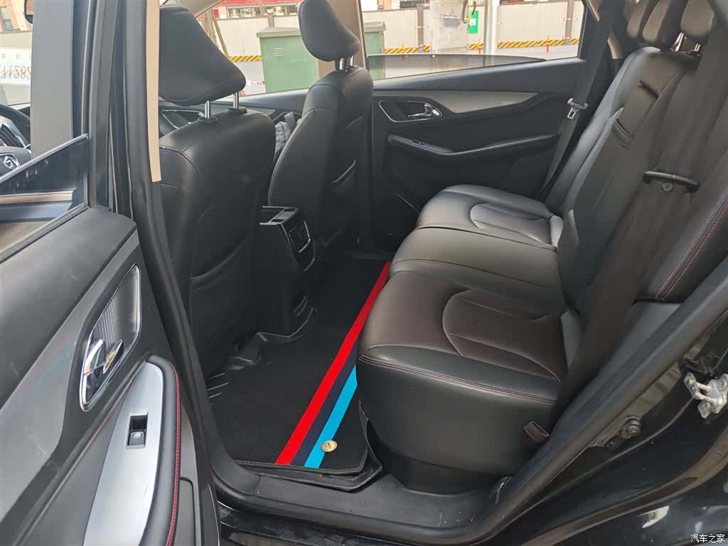 Wuling 560, 2016 17