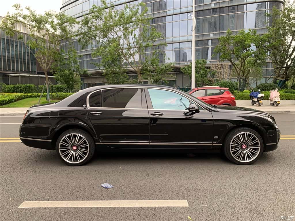 Bentley Flying Spur, 2013 9