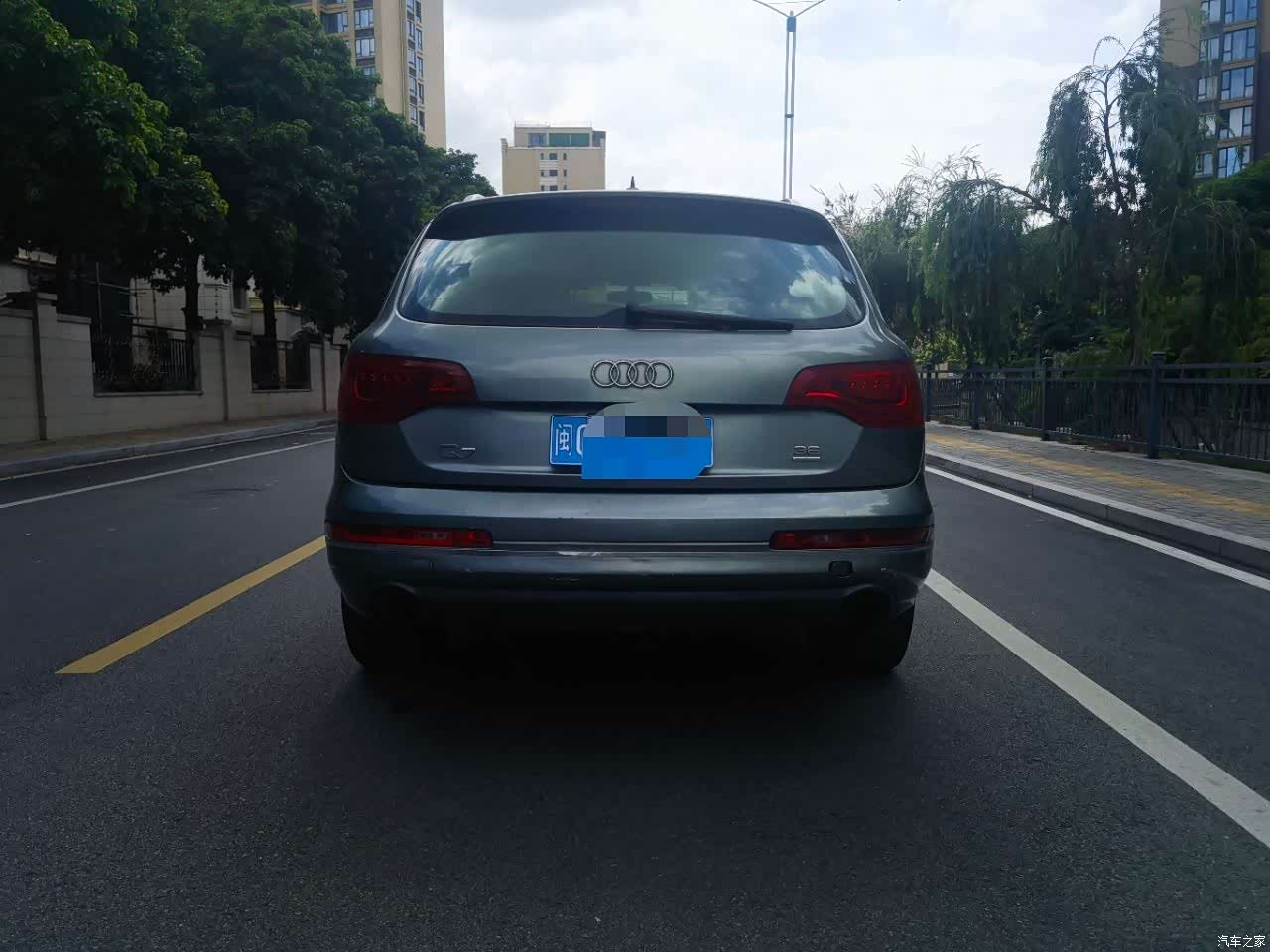 Audi Q7, 2010 8
