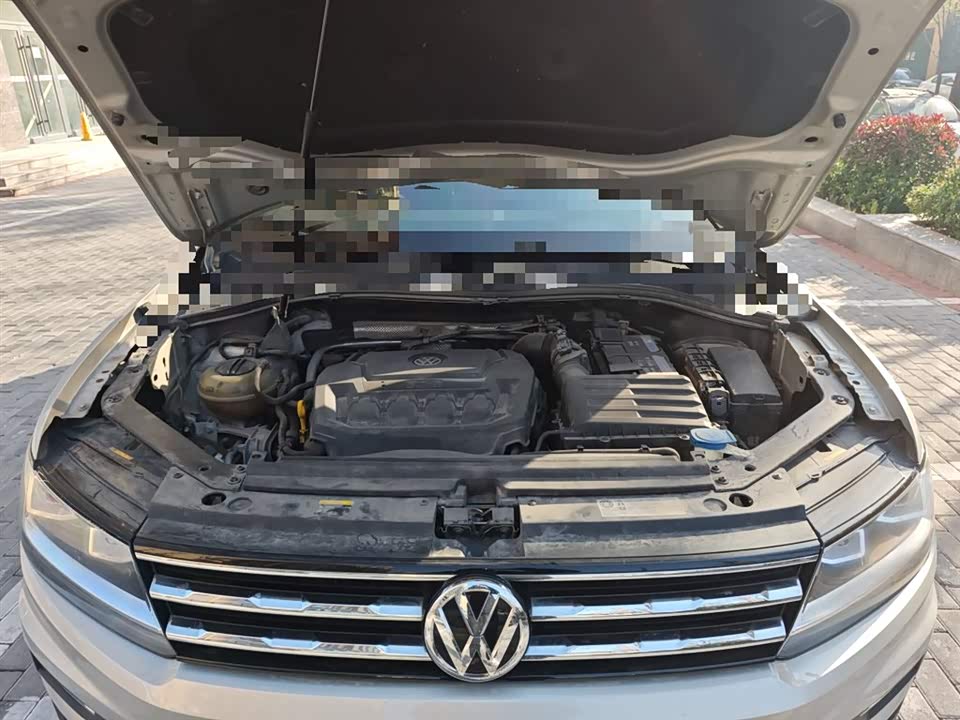 Volkswagen Tiguan L