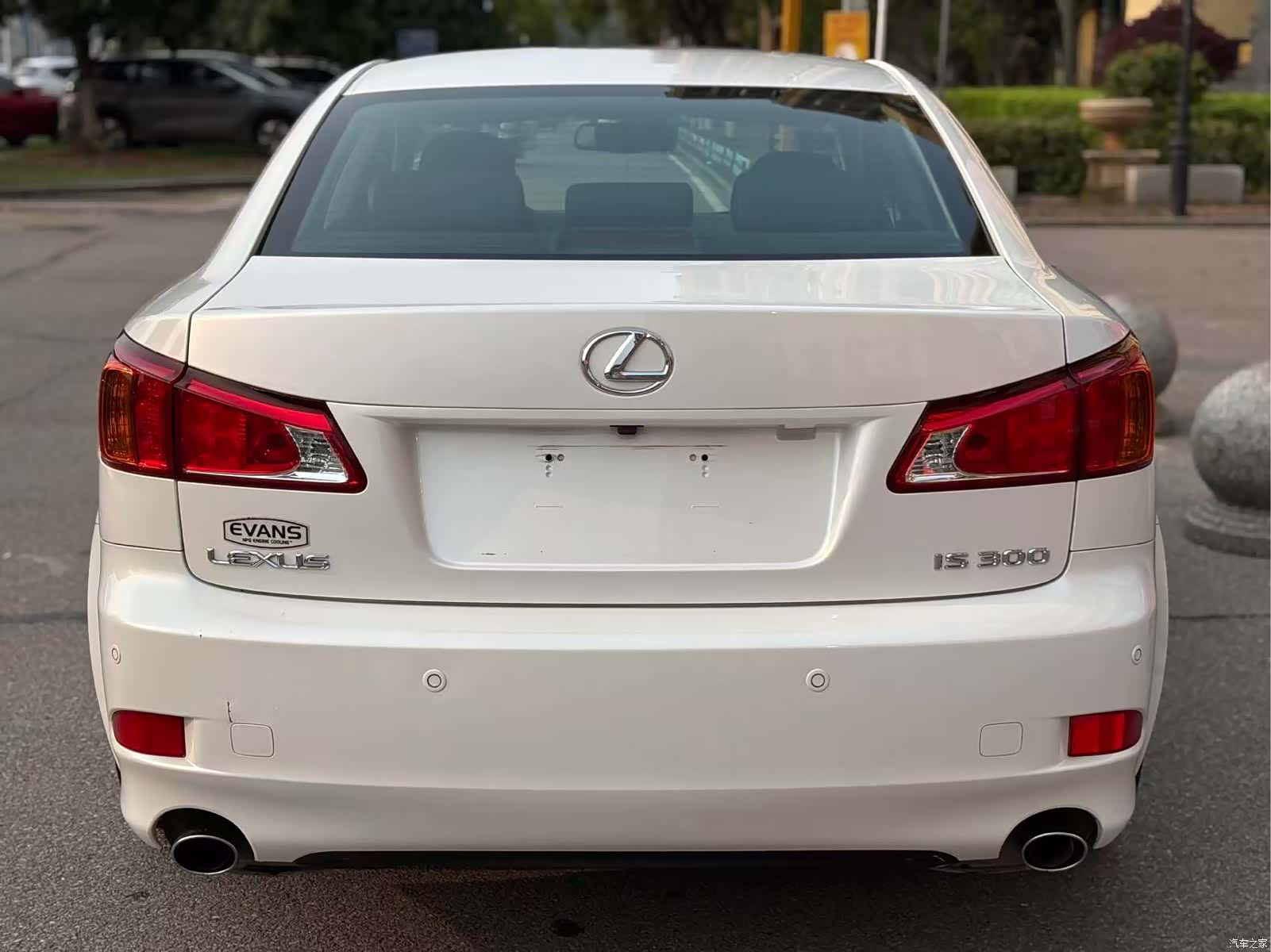 Lexus IS, 2009 4