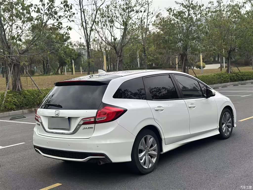 Honda Jade, 2018 23