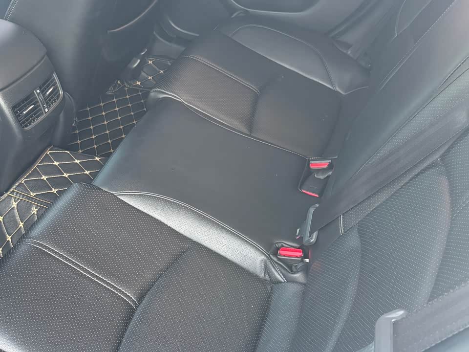 Mazda 3 Angkesaila