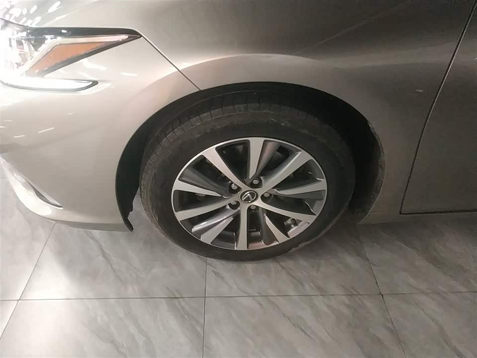 Lexus ES Lexus ES