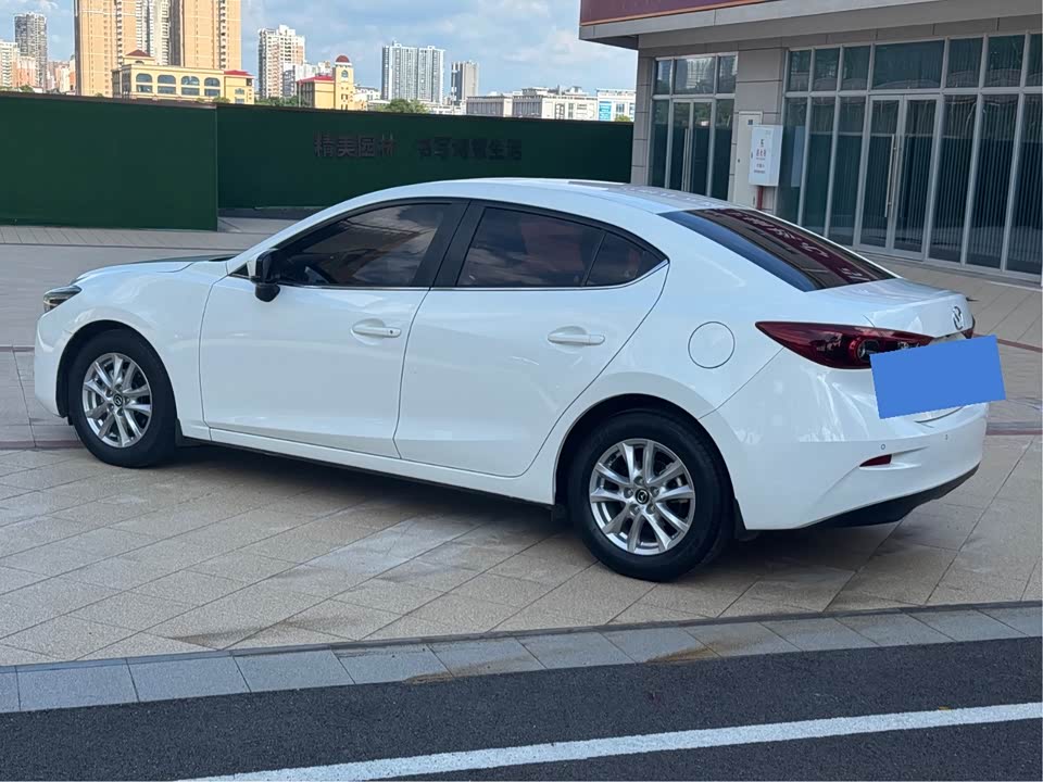 Mazda 3 Angkesaila