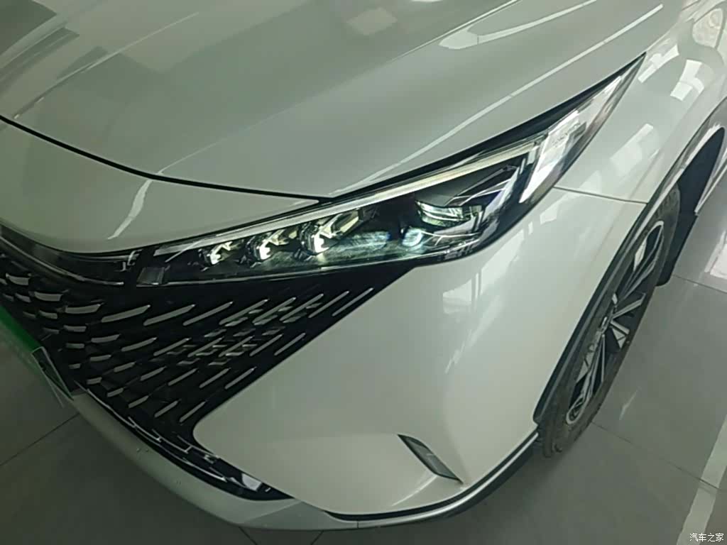 Roewe RX5, 2024 18