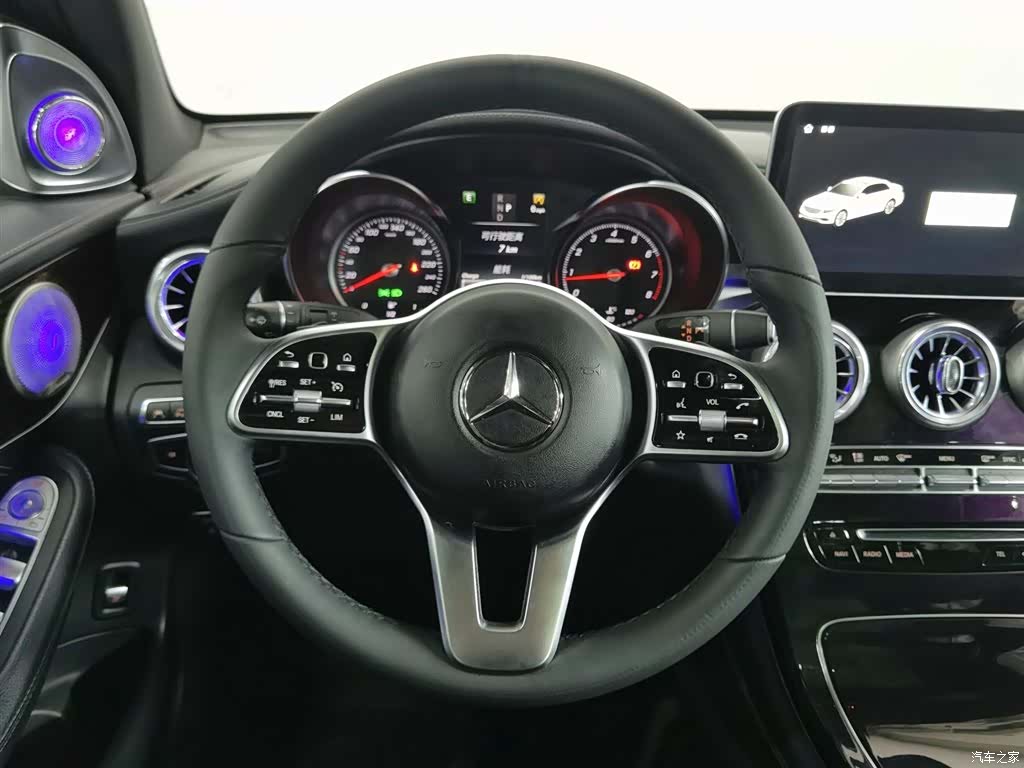 Mercedes-Benz GLC, 2018 11