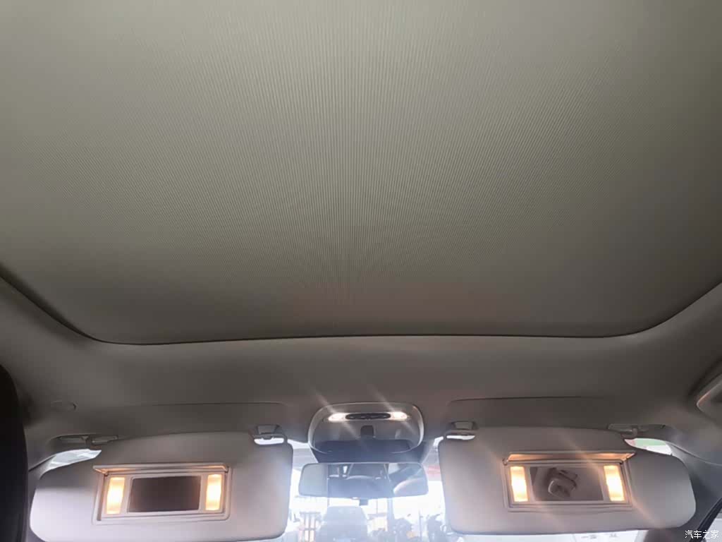 Volvo V40, 2017 18