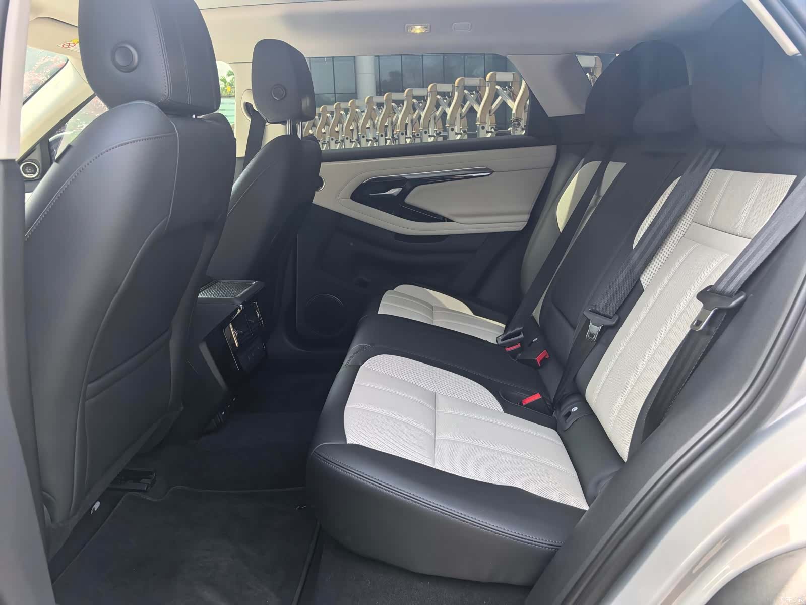 Land Rover Range Rover, 2024 8