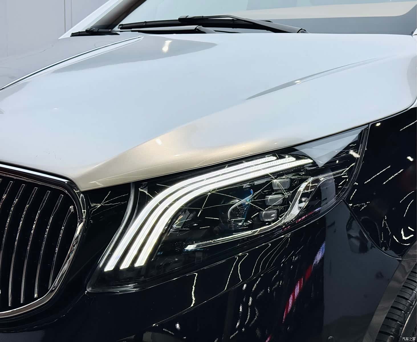 Mercedes-Benz 7, 2023 29