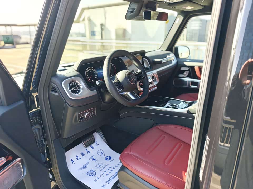 Mercedes-Benz G-class