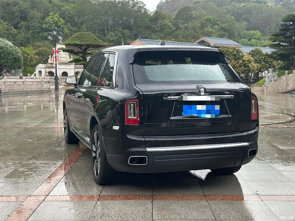 Rolls-Royce Cullinan, 2020 7