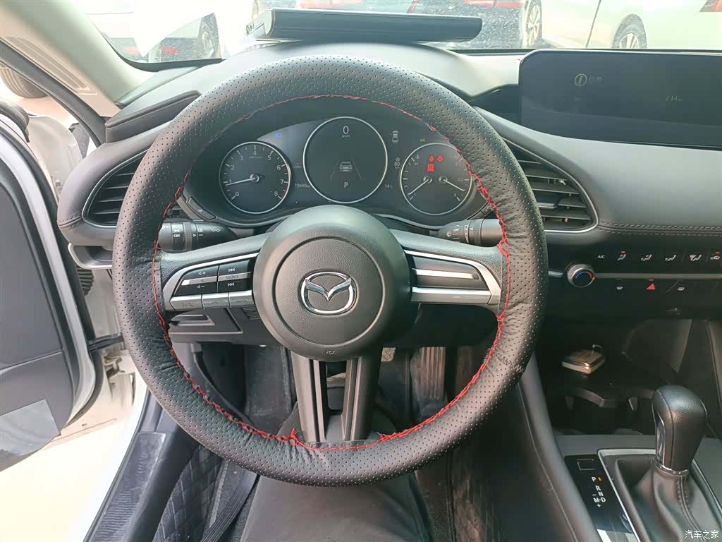 Mazda Mazda3, 2024 11