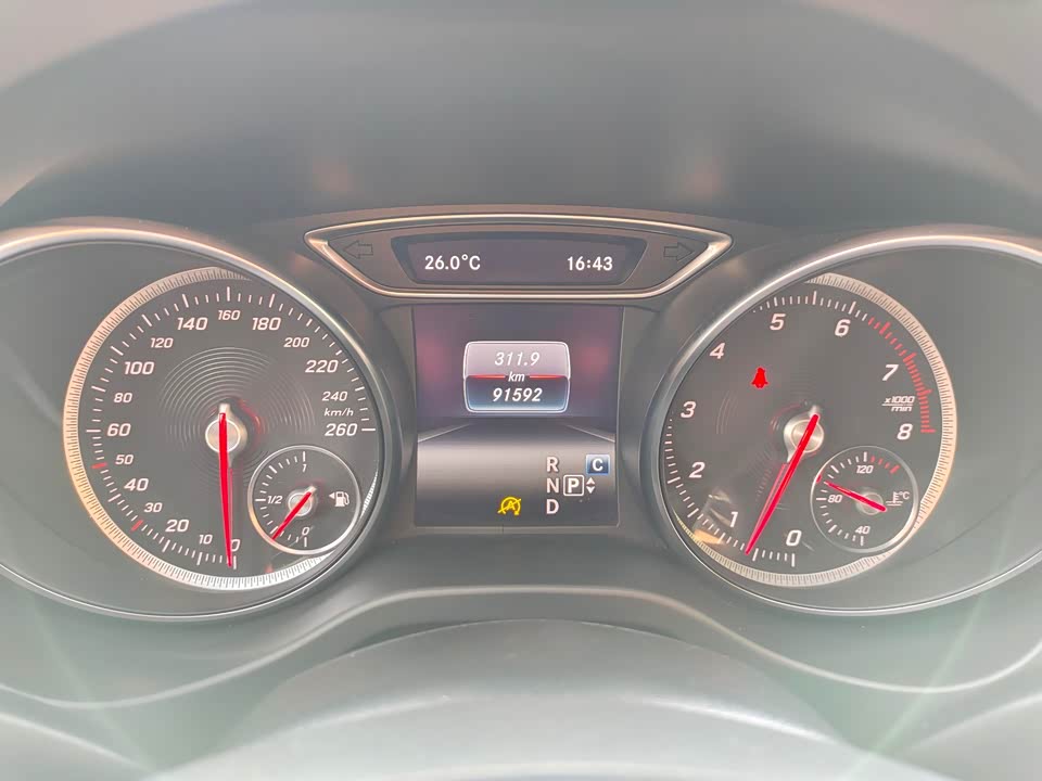 Mercedes-Benz CLA