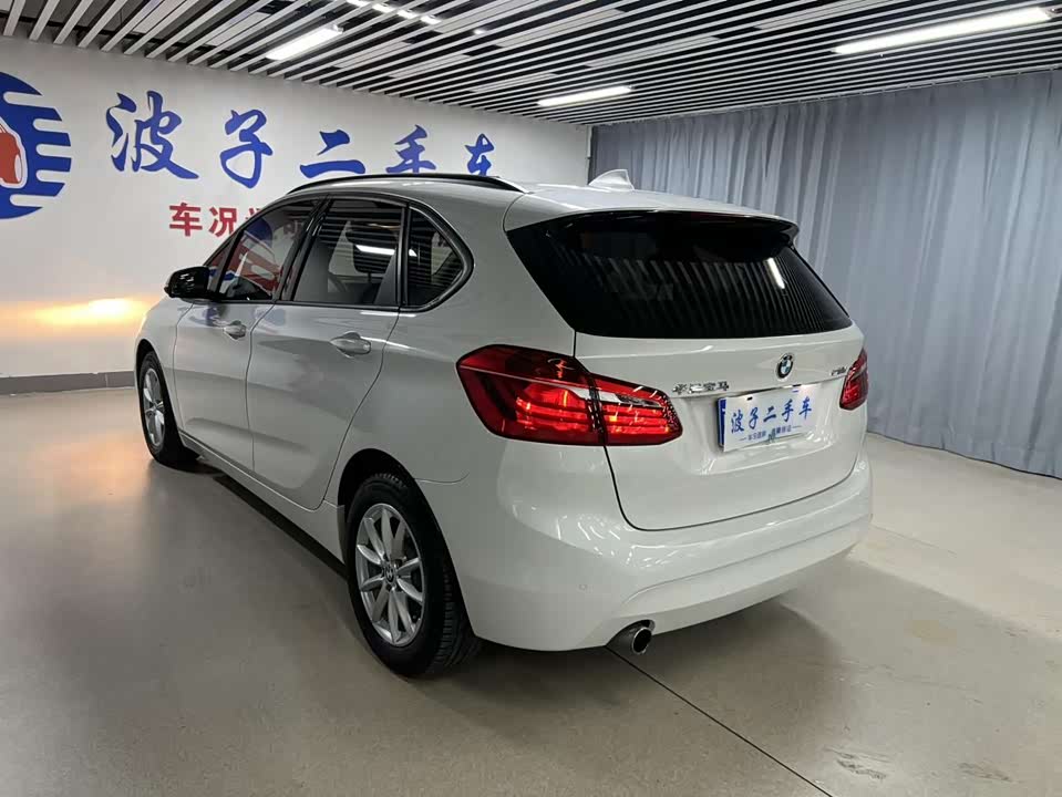 BMW 2 series station wagon