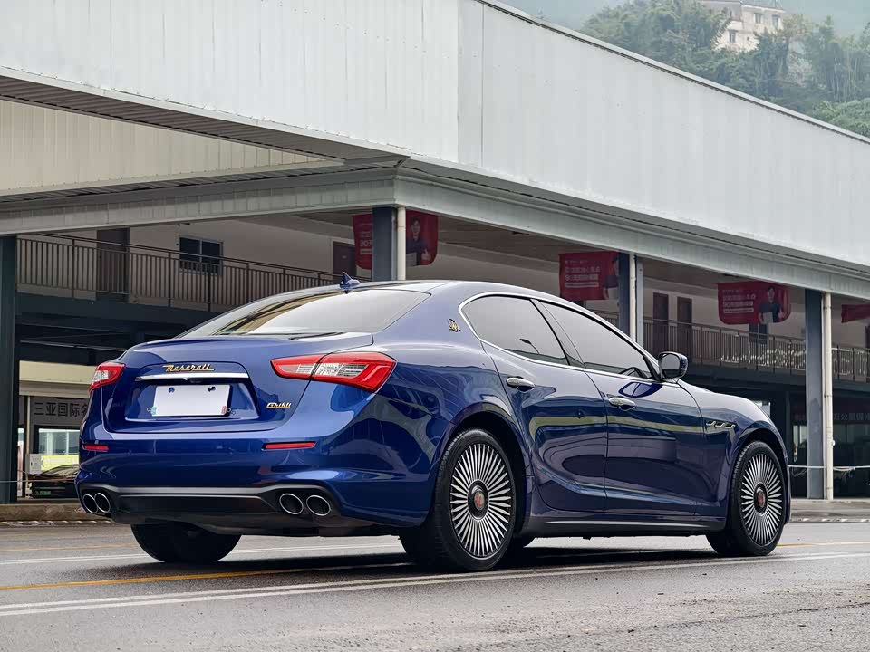 Maserati Ghibli
