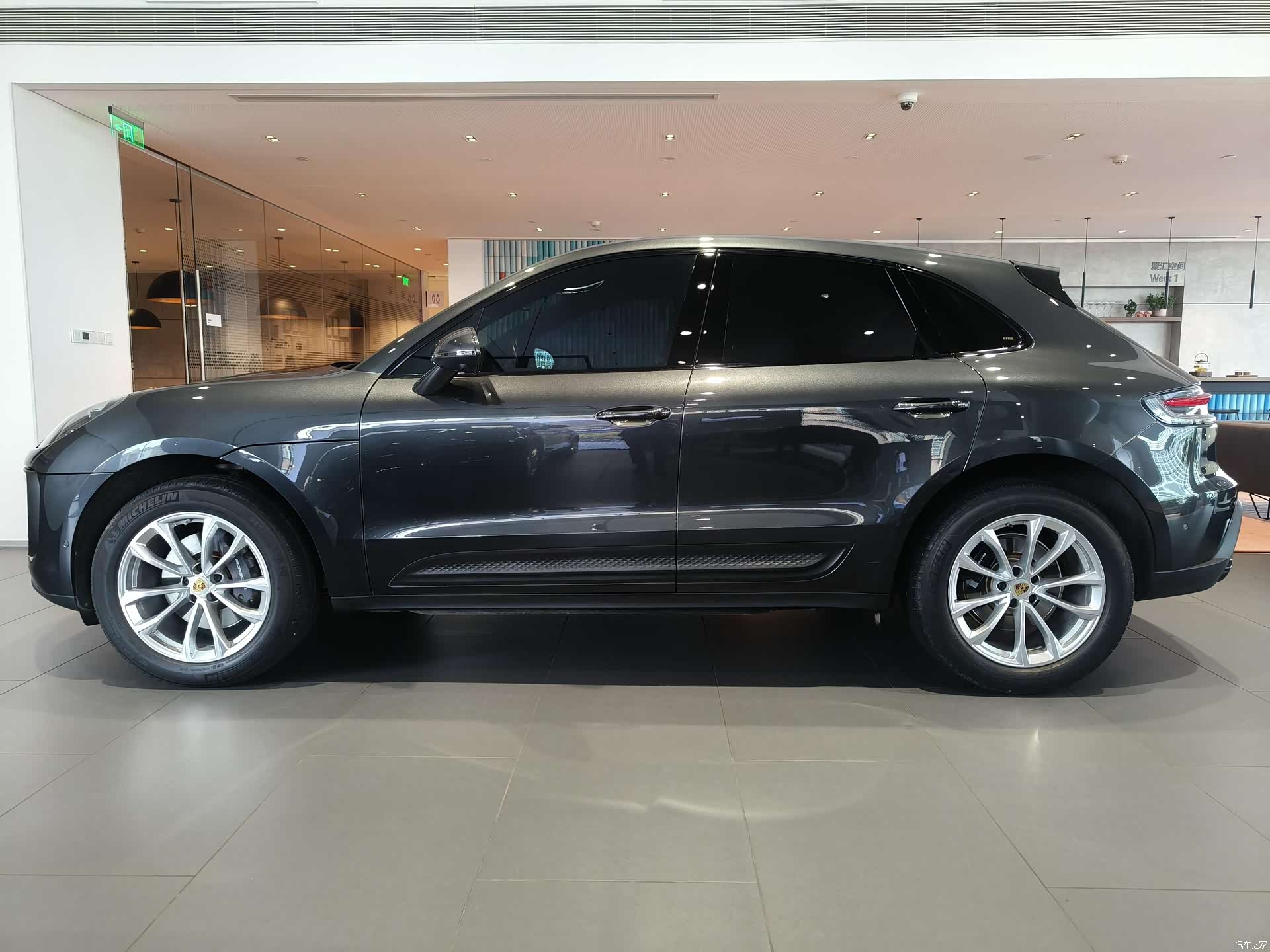 Porsche Macan, 2022 4