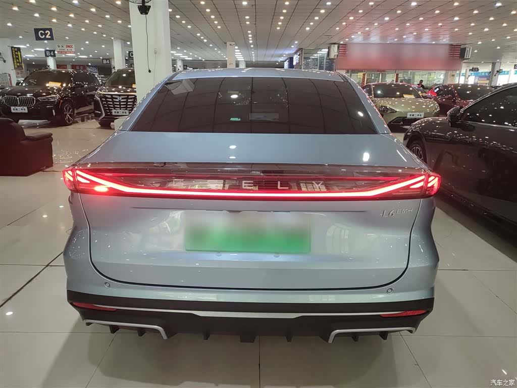 Geely Galaxy L6, 2025 4