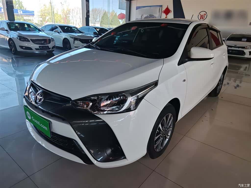 Toyota YARiS L