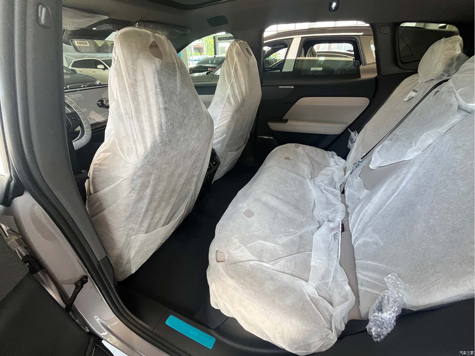 Volvo XC70, 2026 10