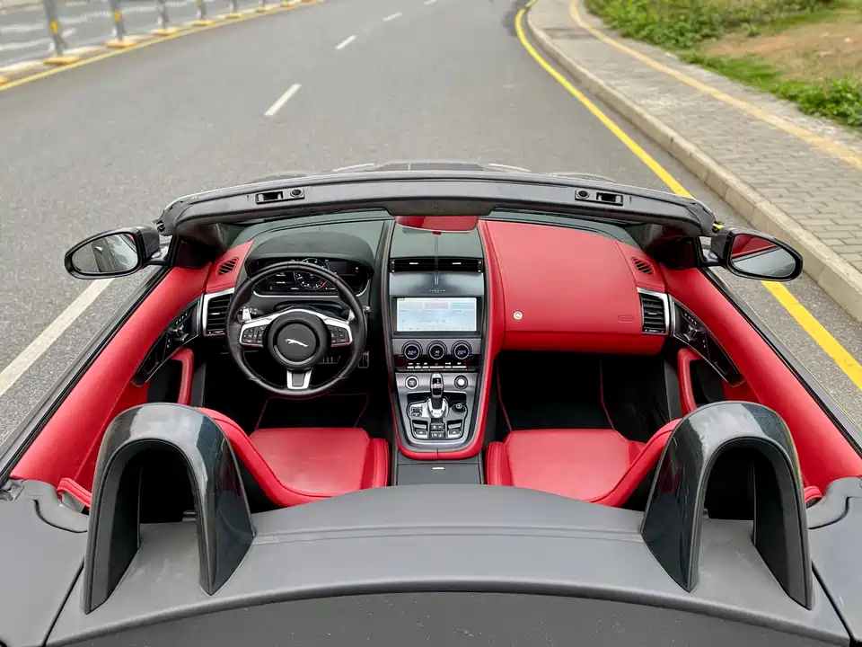 Jaguar F-TYPE