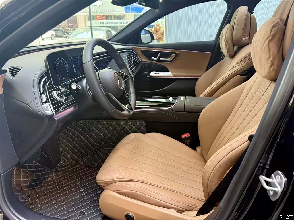 Mercedes-Benz E-Class, 2024 17
