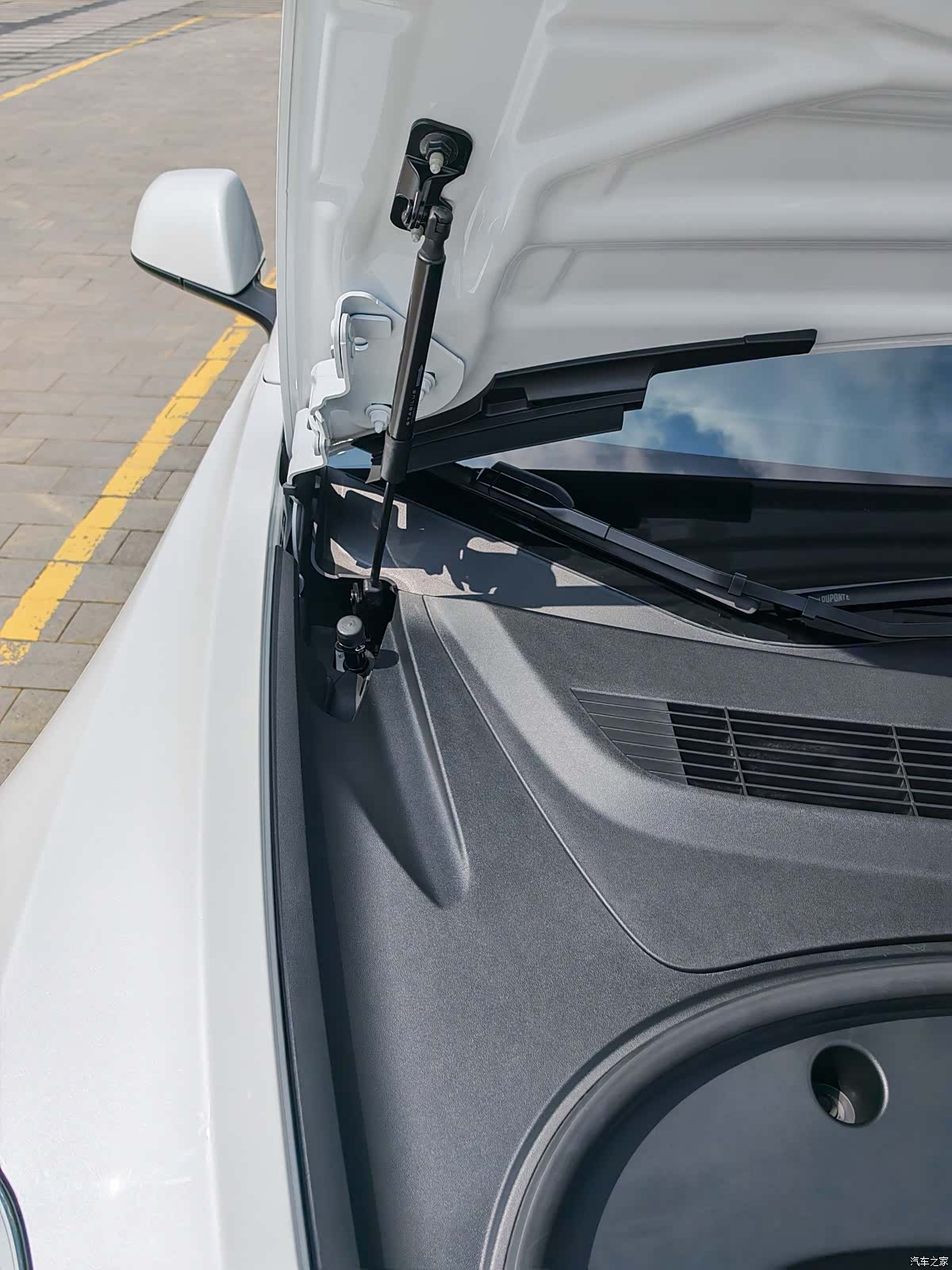 Tesla Model 3, 2022 29