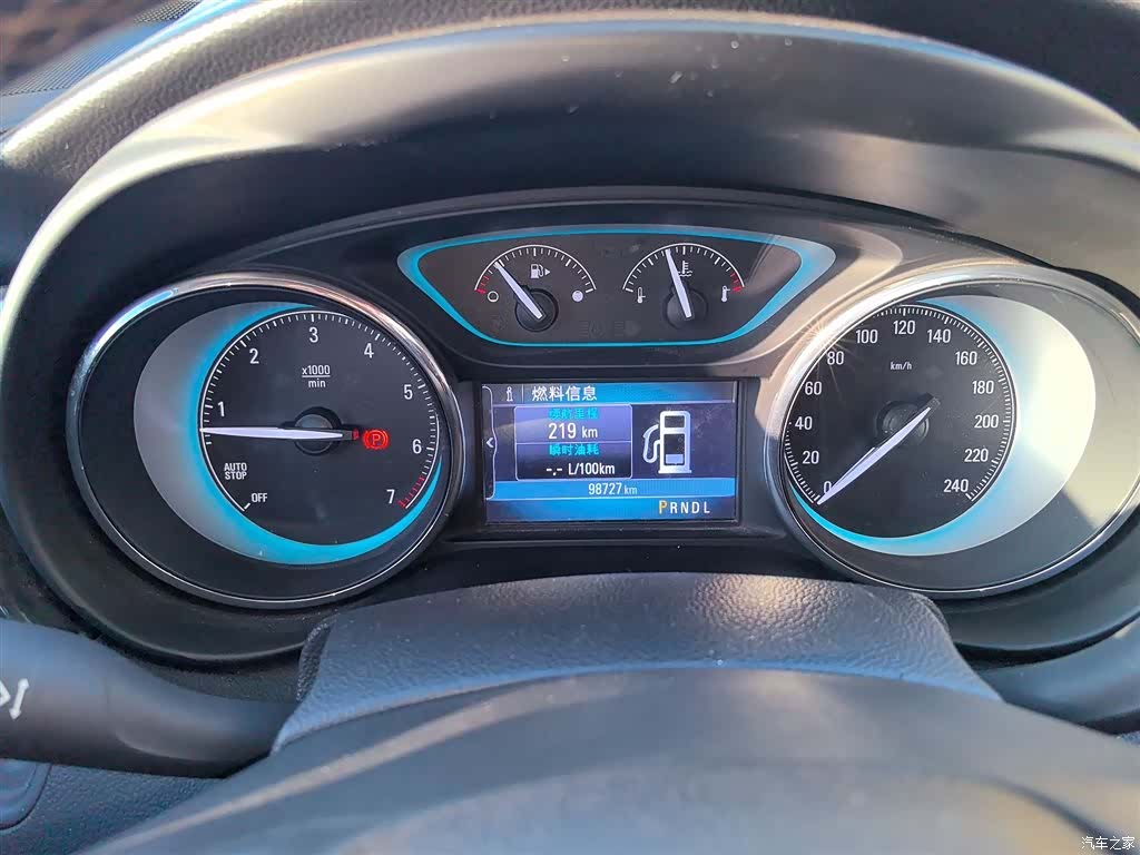 Buick Envision Plus, 2015 4