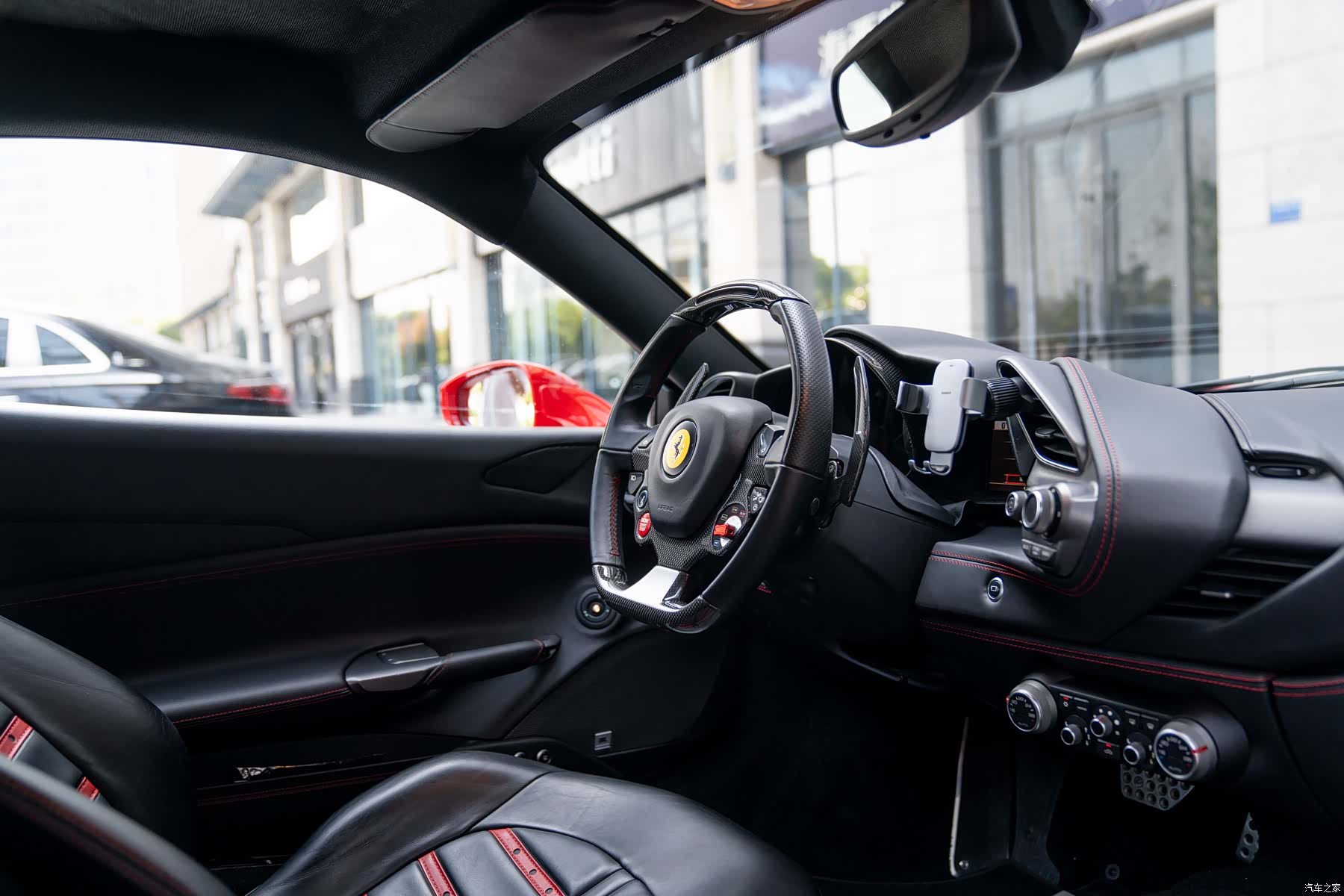 Ferrari 488, 2018 18