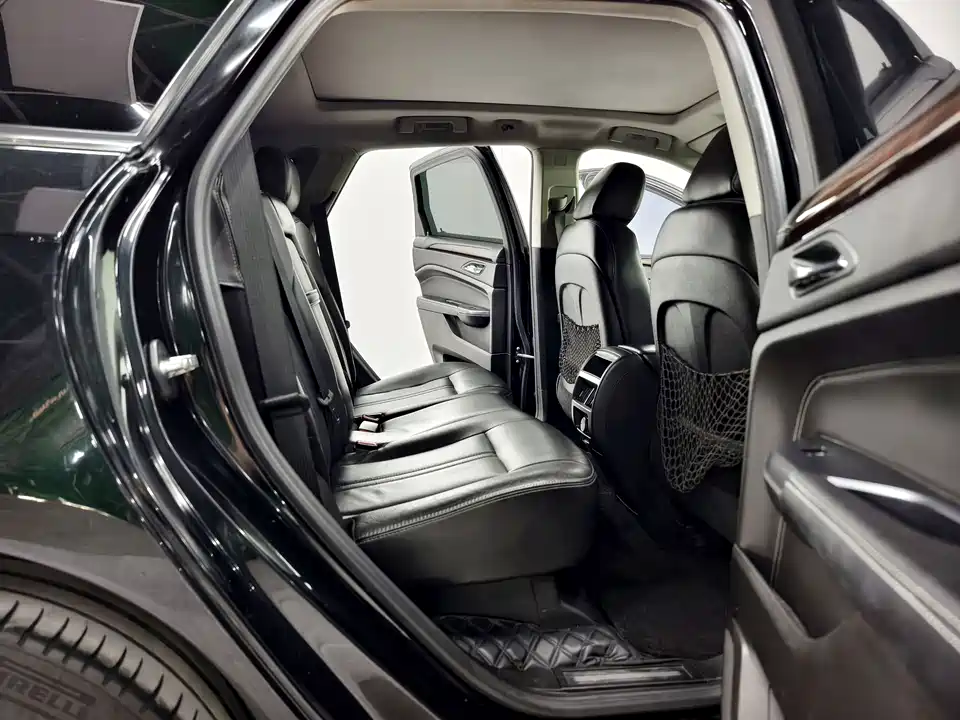 Cadillac SRX