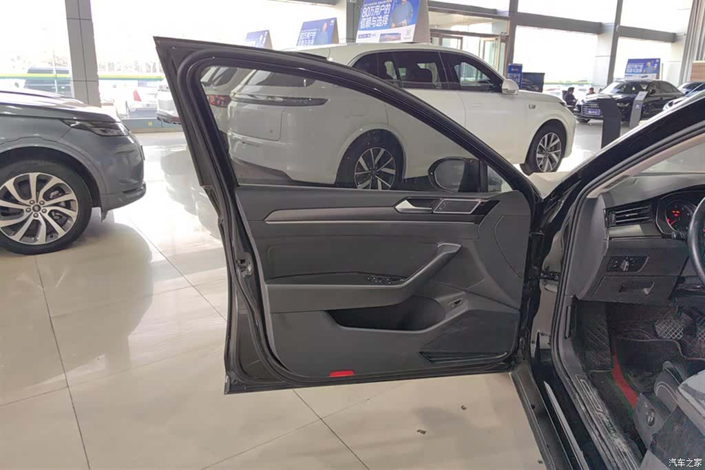 Volkswagen Magotan, 2022 7