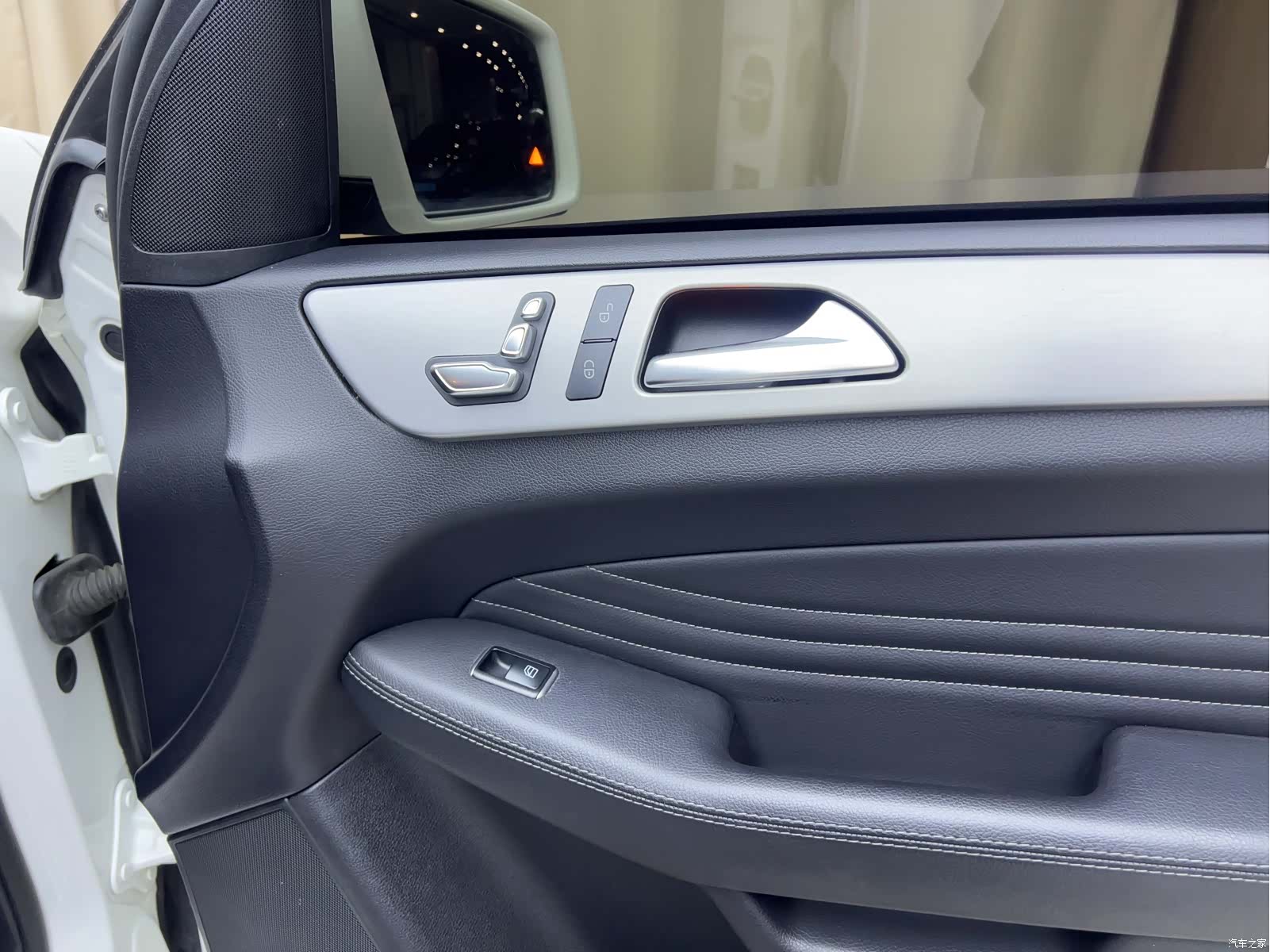 Mercedes-Benz GLE, 2016 все фото