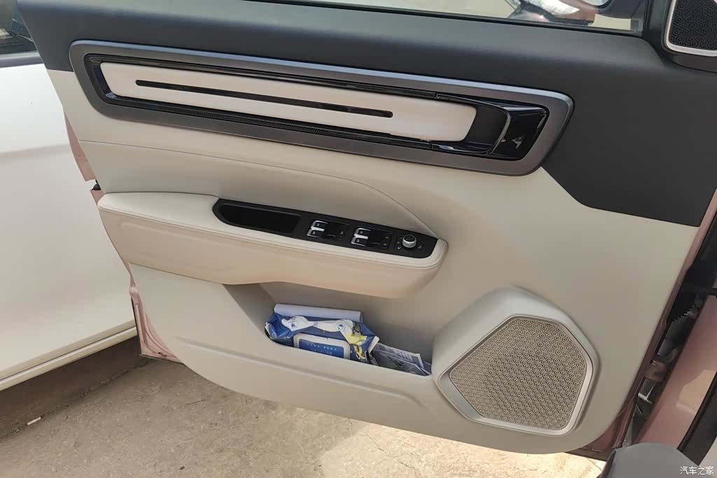 Geely Icon, 2022 7