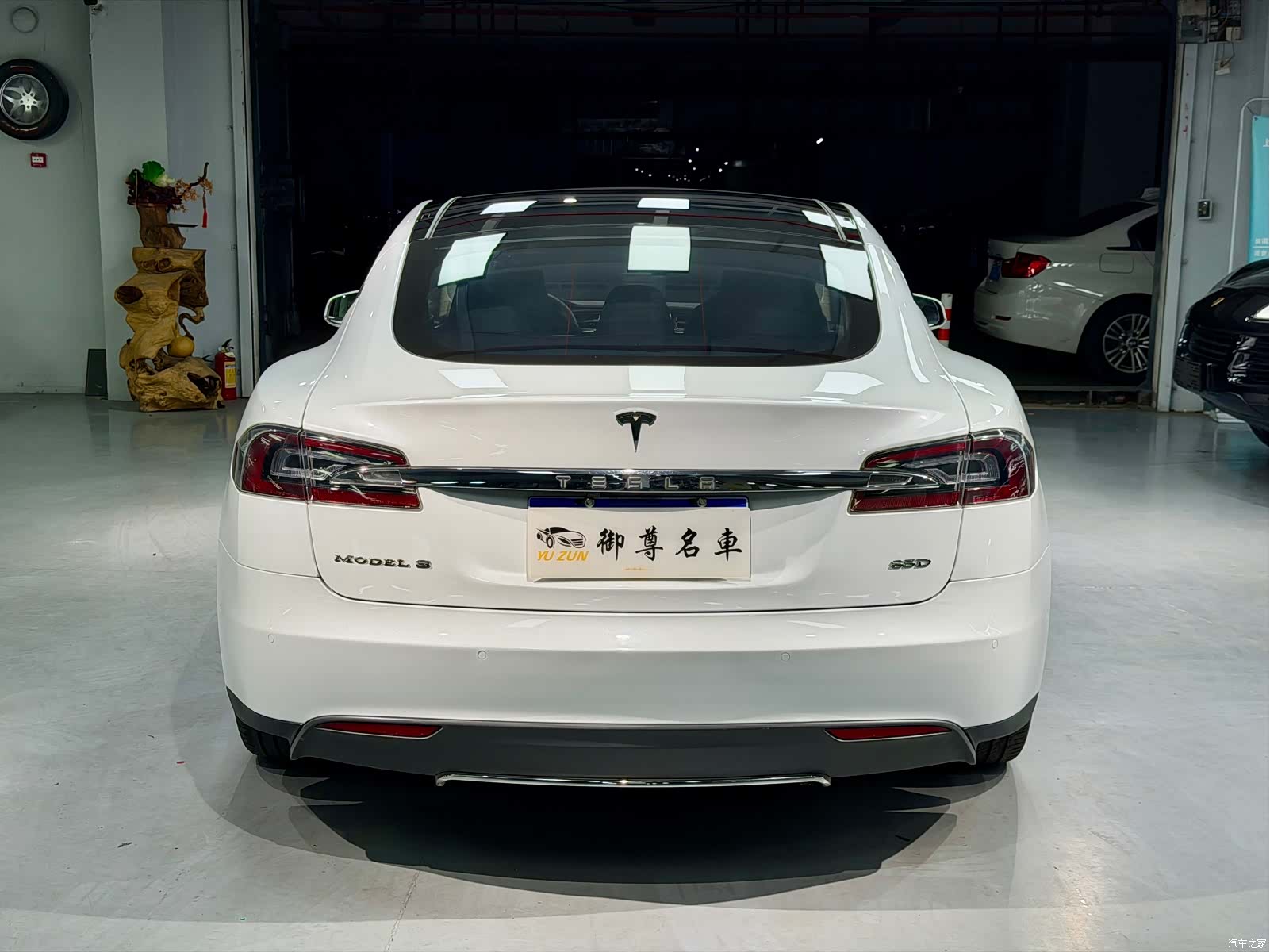Tesla Model S, 2016 6
