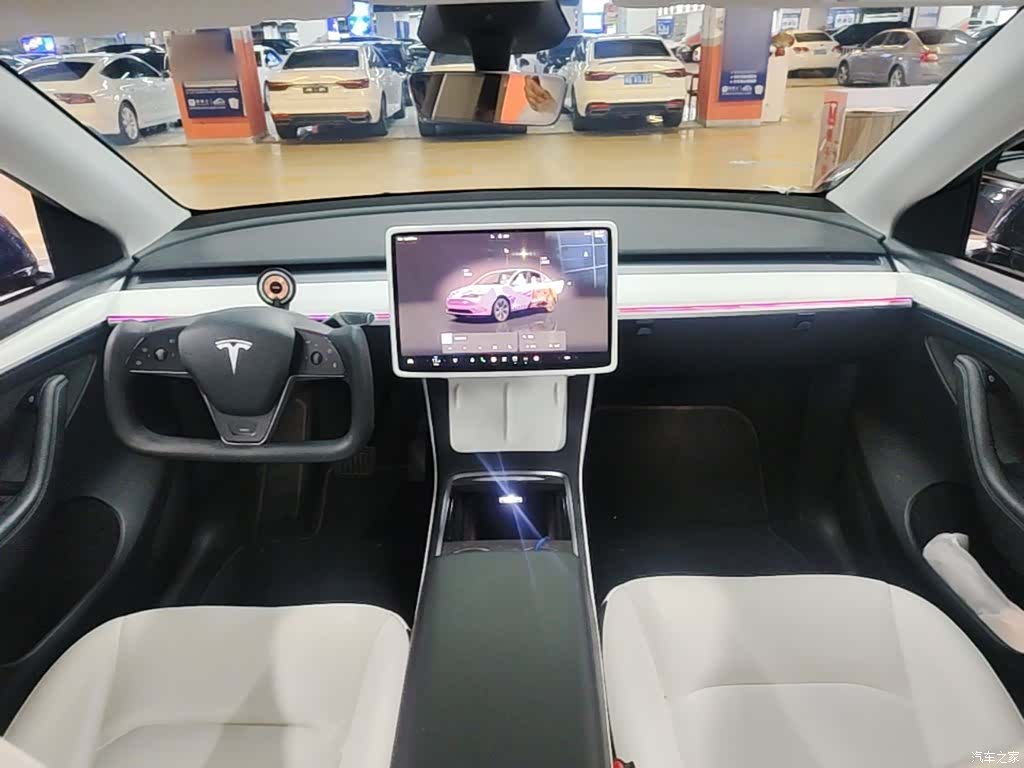 Tesla Model Y, 2024 10