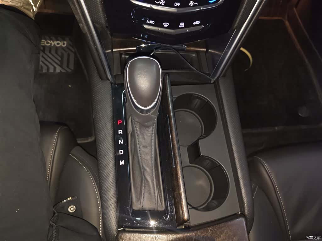 Cadillac XTS, 2019 14
