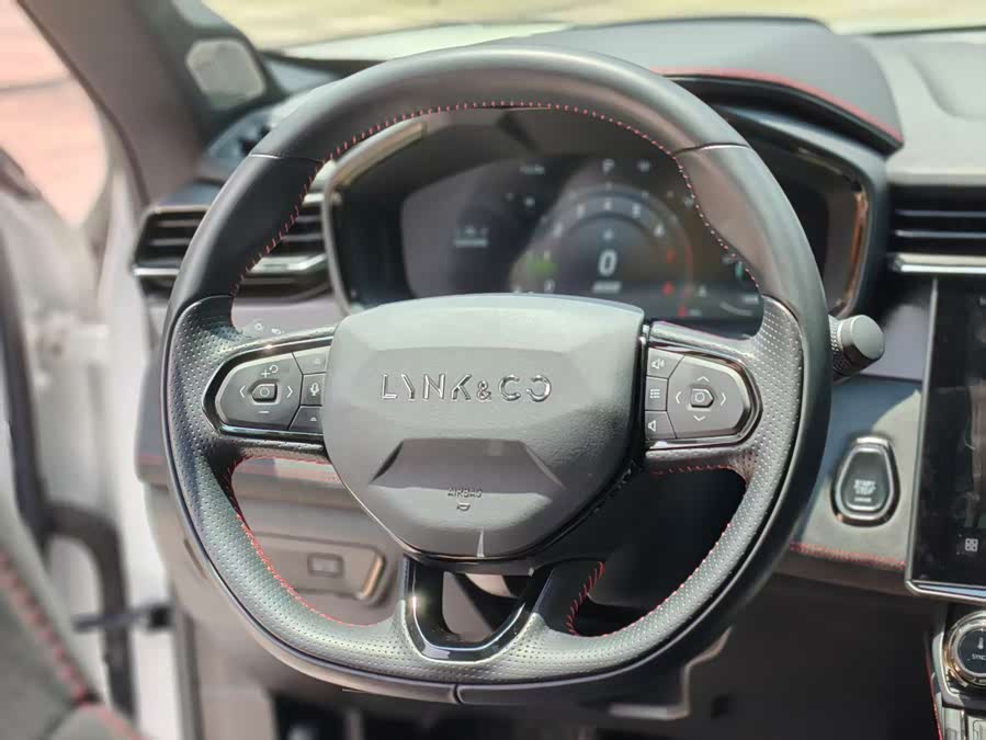 Lynk & Co 05 2022, фото 10