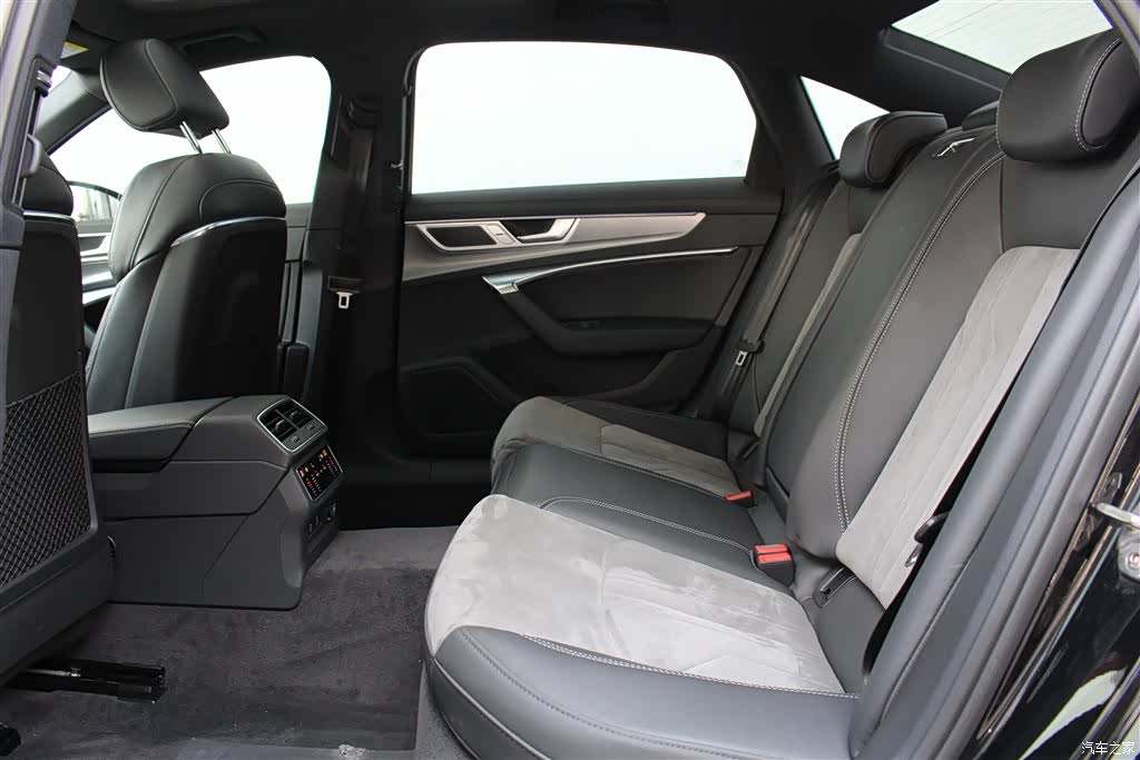 Audi A6L, 2024 10