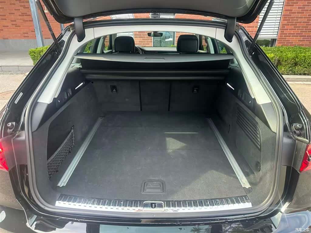Audi A6, 2025 10