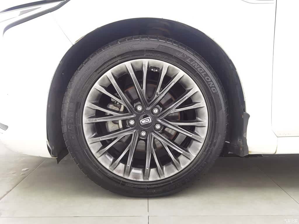 Bestune B70, 2022 17