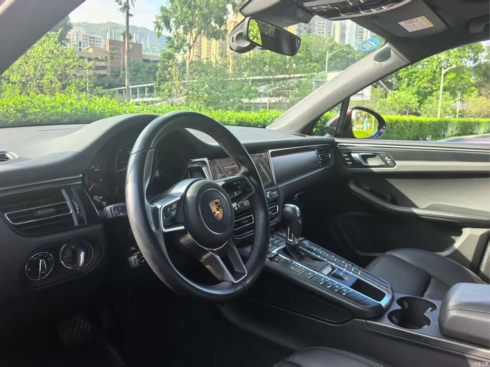 Porsche Macan, 2019 10
