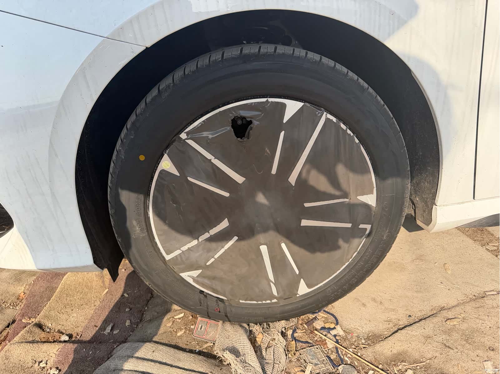 Geely Binray, 2026 все фото