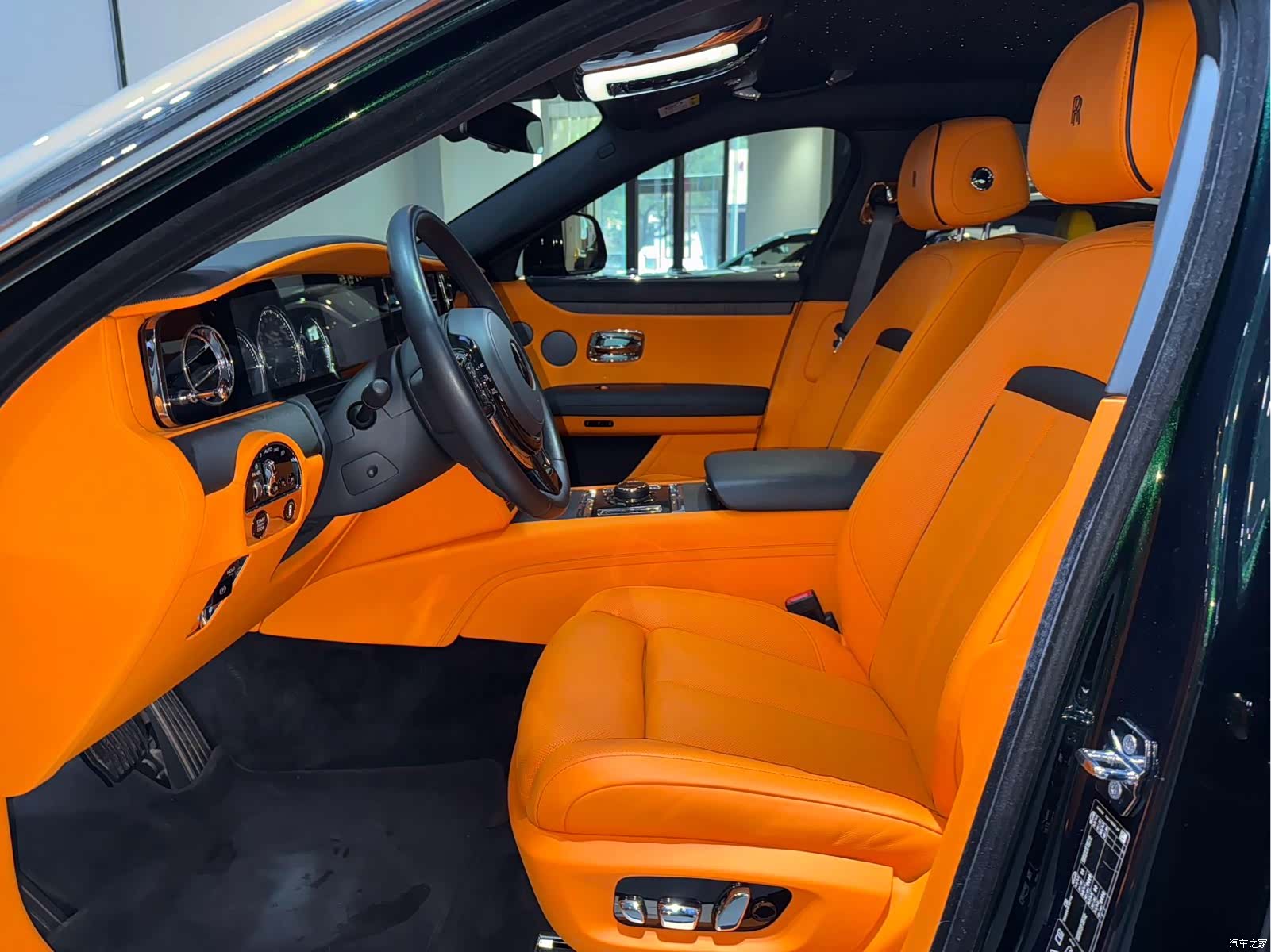 Rolls-Royce Ghost, 2022 13