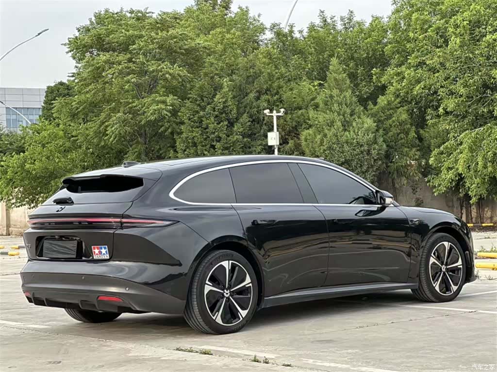 NIO ET5, 2024 9