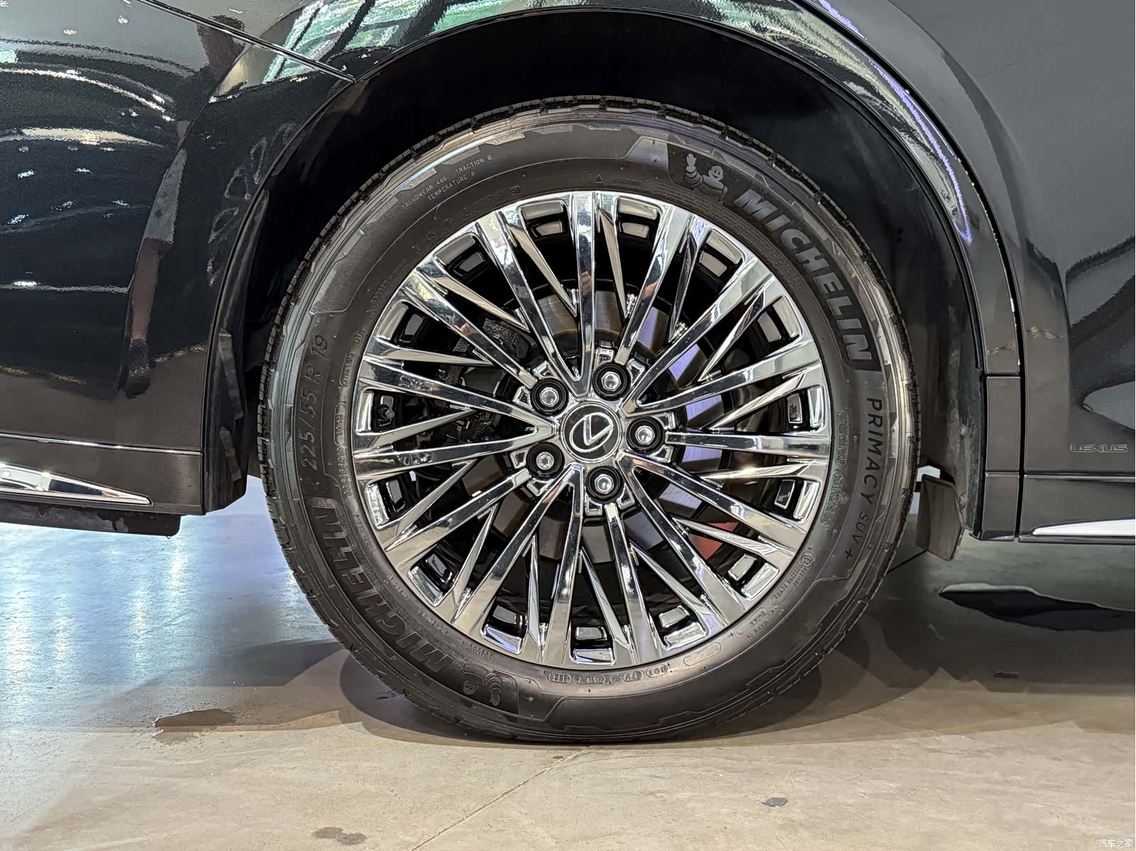 Lexus LM, 2024 все фото