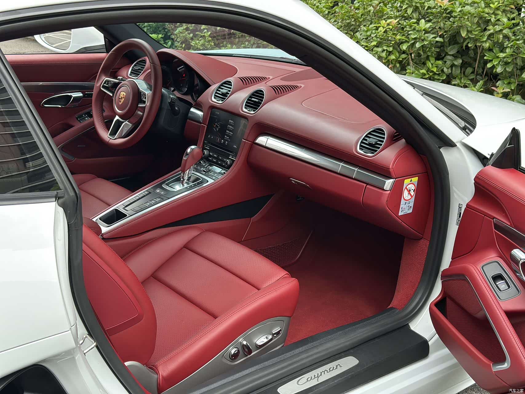 Porsche Cayman, 2020 6